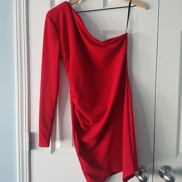 One Shoulder Ruched Dress - Picture 6 of 6